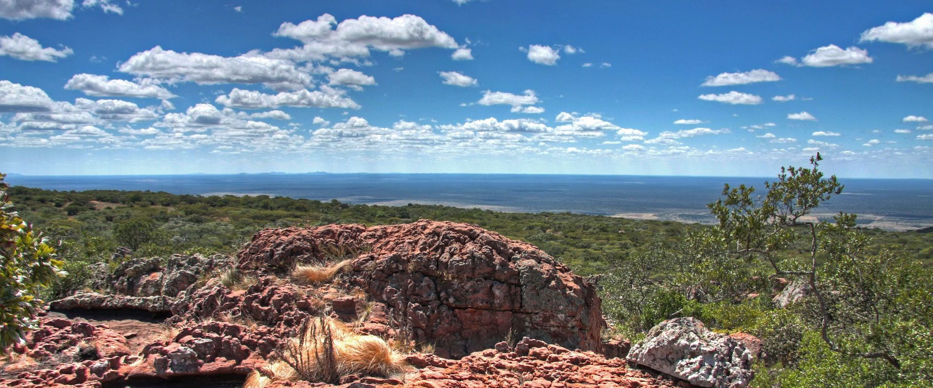 Best-Hotel-Accomodation-in-Louis-Trichardt-Soutpansberg-Mountains-Home-002-compressor